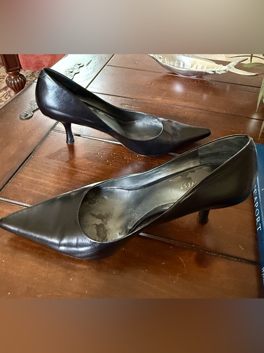 Nine West Black Pointed-Toe Leather Pumps - Picture 2 of 4